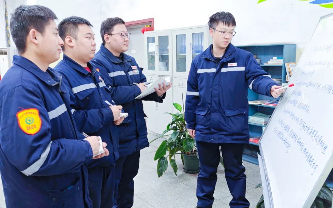 新疆宜化熱電分廠發(fā)電三班：夯實(shí)班組基礎(chǔ)，推進(jìn)自主管理(圖3)